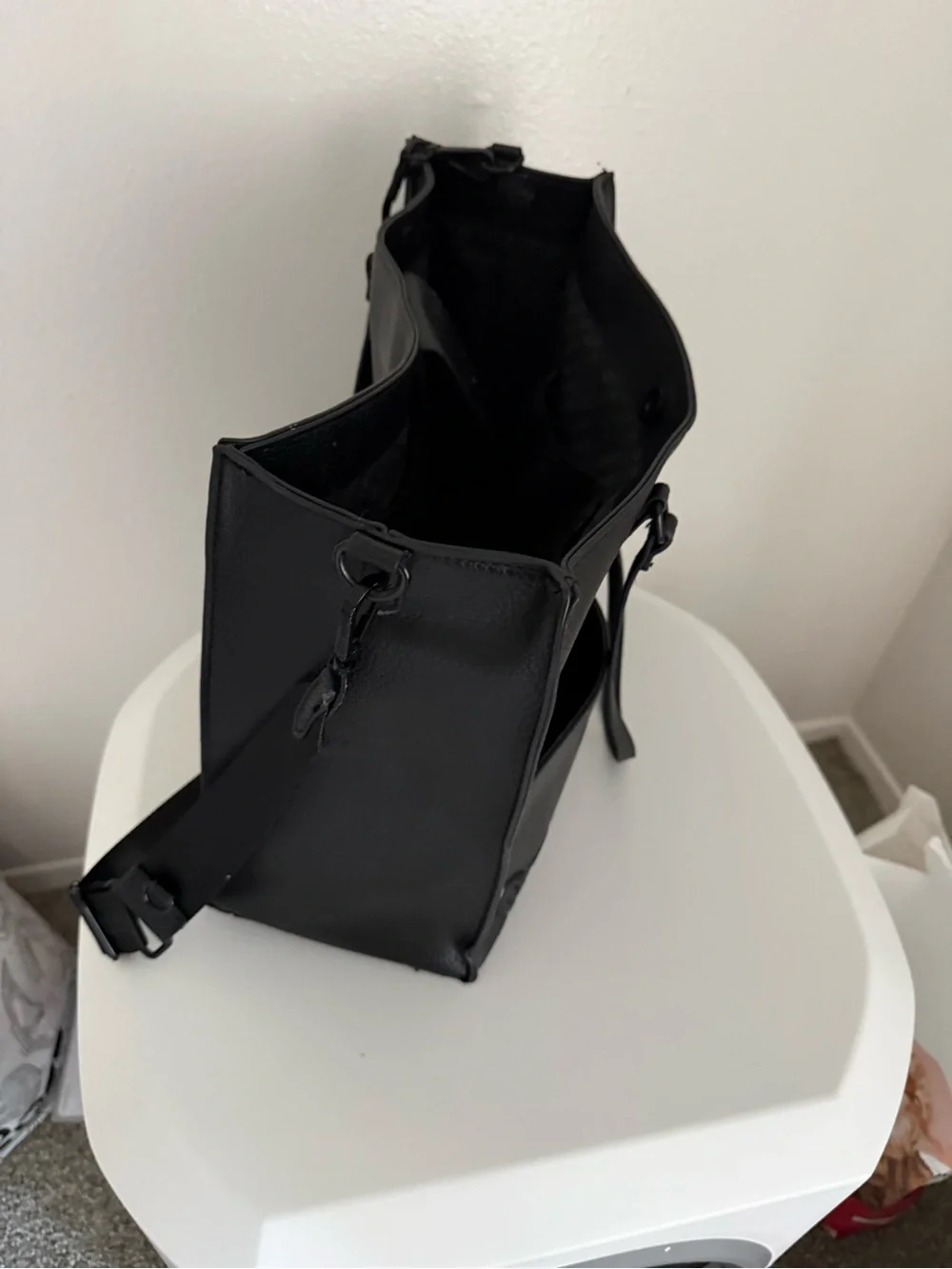 Steve Madden roomy tote